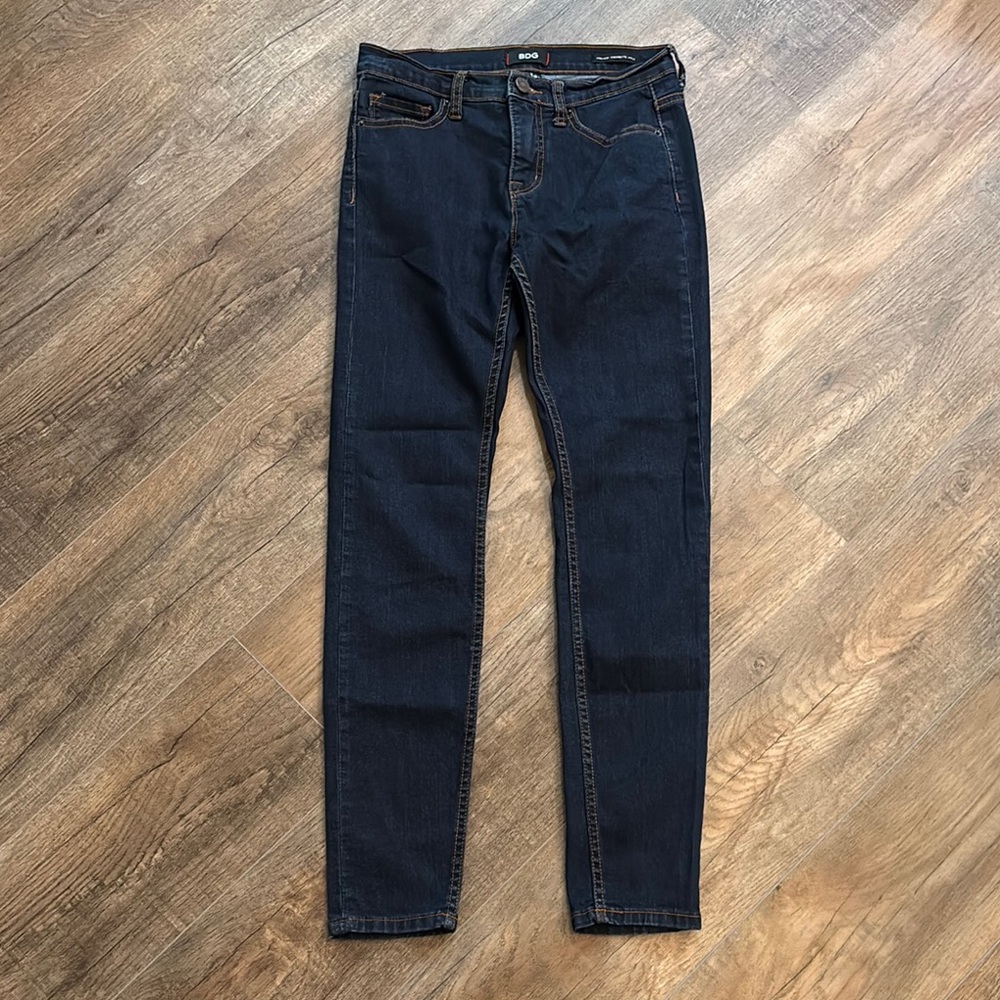 BDG Women's‎ Size 28 High Rise Cigarette Ankle Jeans Skinny Dark Blue